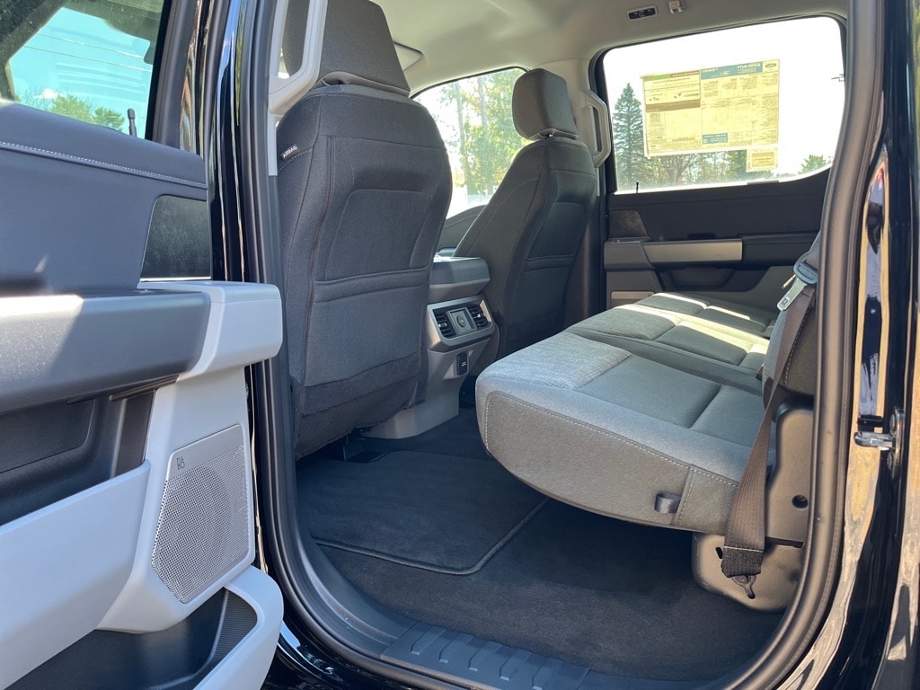 2026 Ford F-350 Super Duty XLT - Photo 10