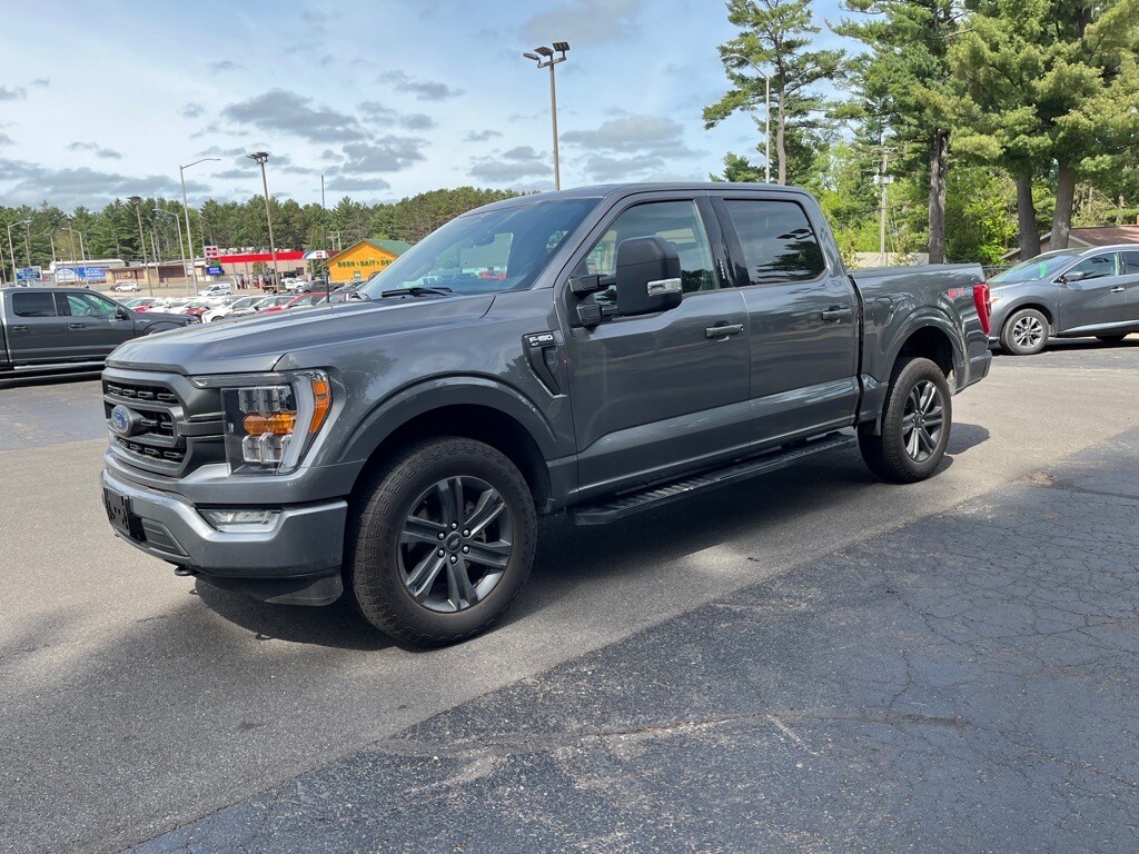 2023 Ford F-150 XLT photo 3