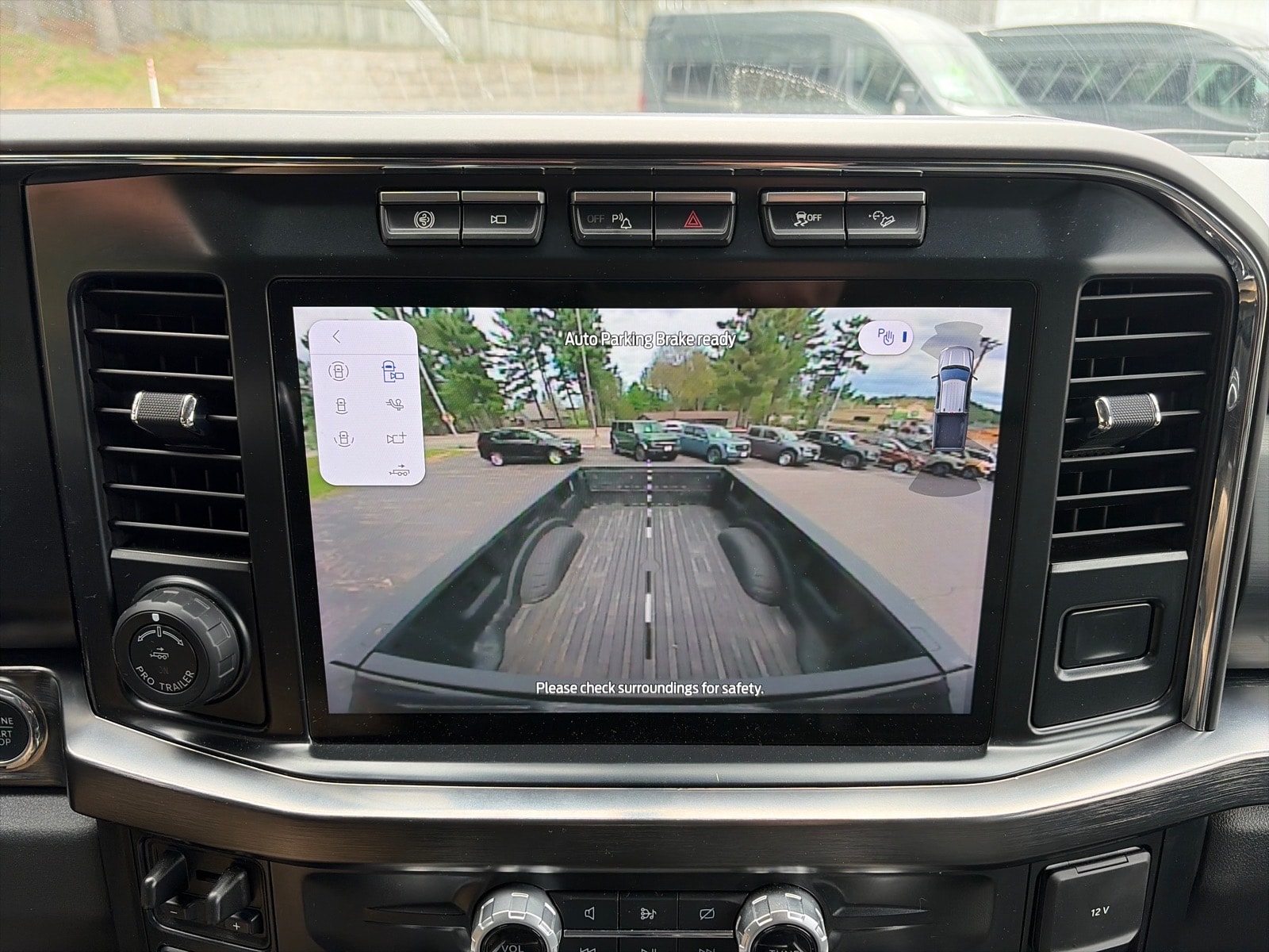 2024 Ford F-350 Super Duty Lariat - Photo 29