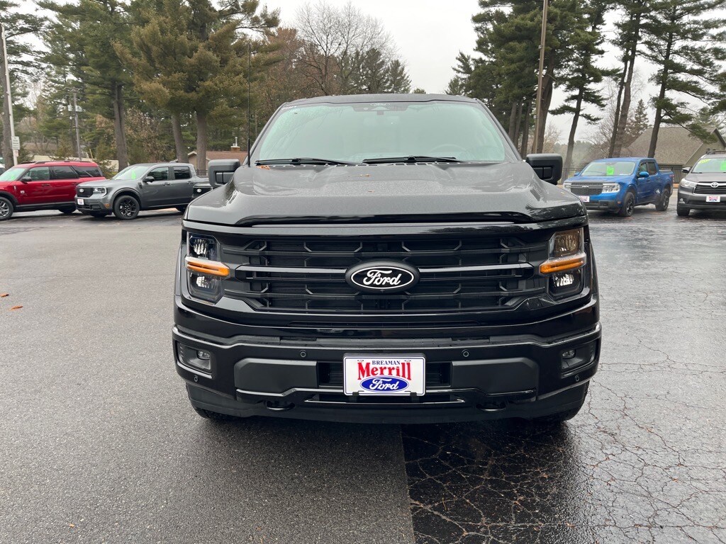 2025 Ford F-150 XLT photo 2