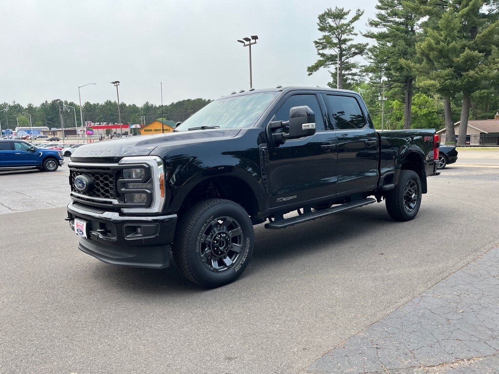 2023 Ford F-250 Lariat photo 3