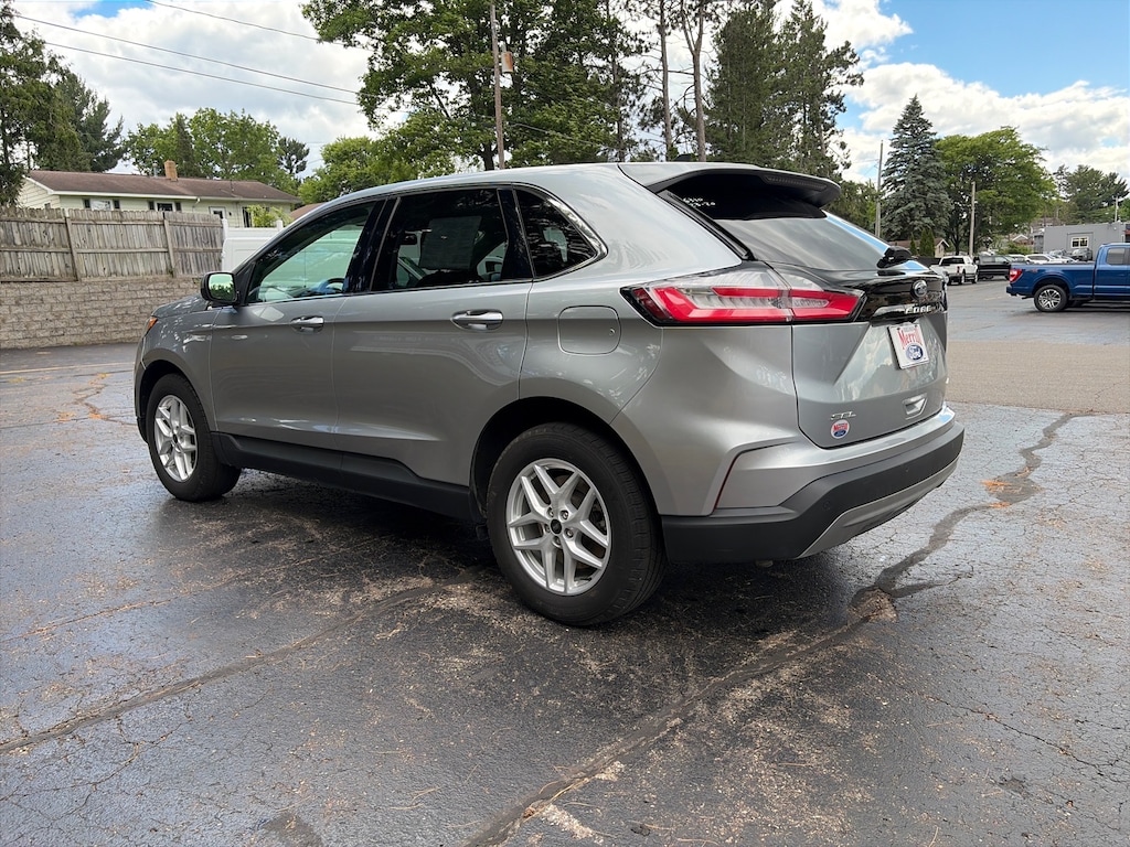 Used 2023 Ford Edge SEL SUV