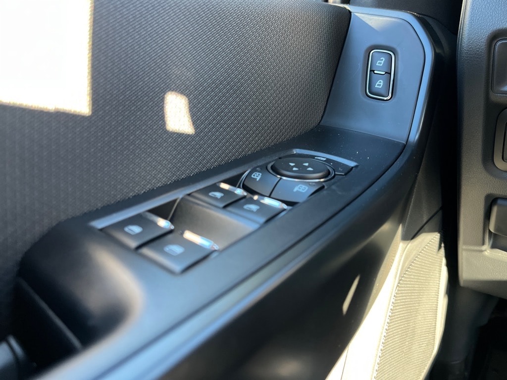 2025 Ford F-150 STX - Photo 29