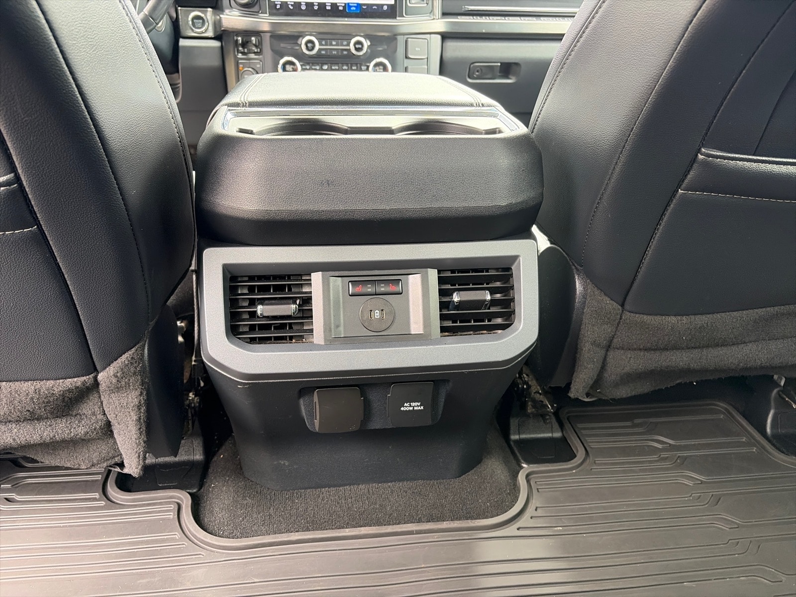 2024 Ford F-350 Super Duty Lariat - Photo 12