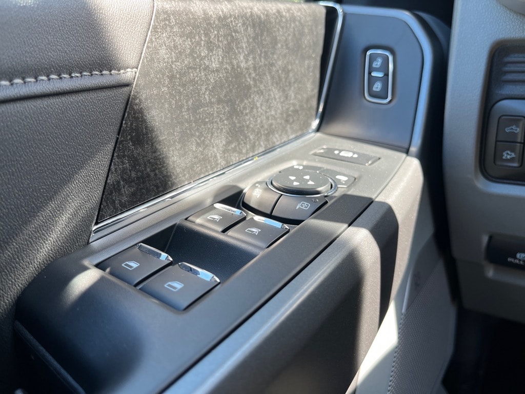 2026 Ford F-350 Super Duty XLT - Photo 33