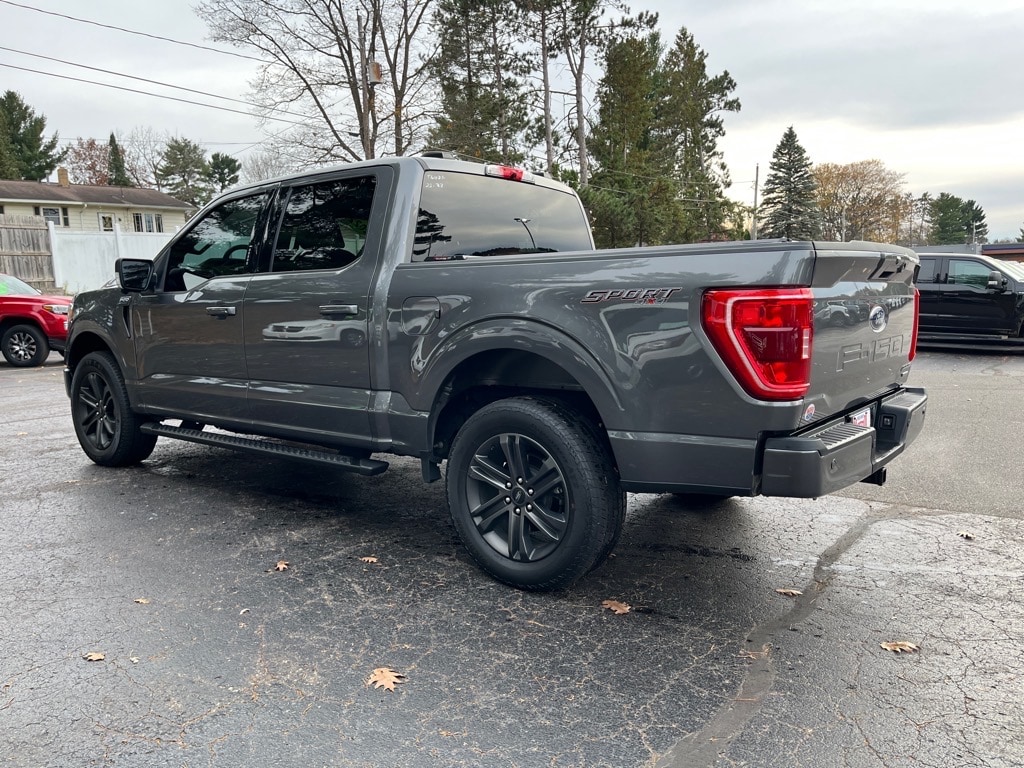 Used 2022 Ford F-150 XLT Truck SuperCrew Cab