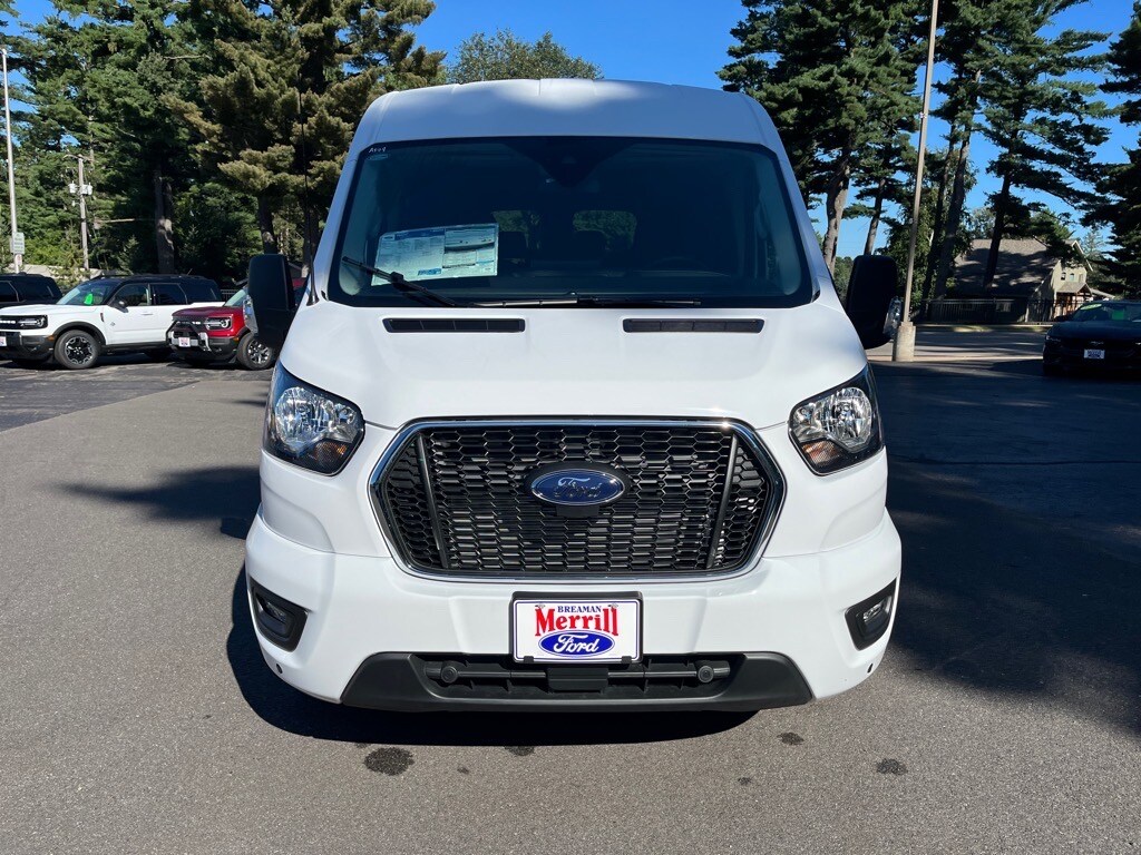 2025 Ford Transit photo 2