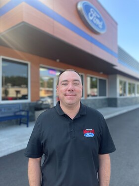 Staff member Joe Breaman Jr. from ID_8ff3961b5727