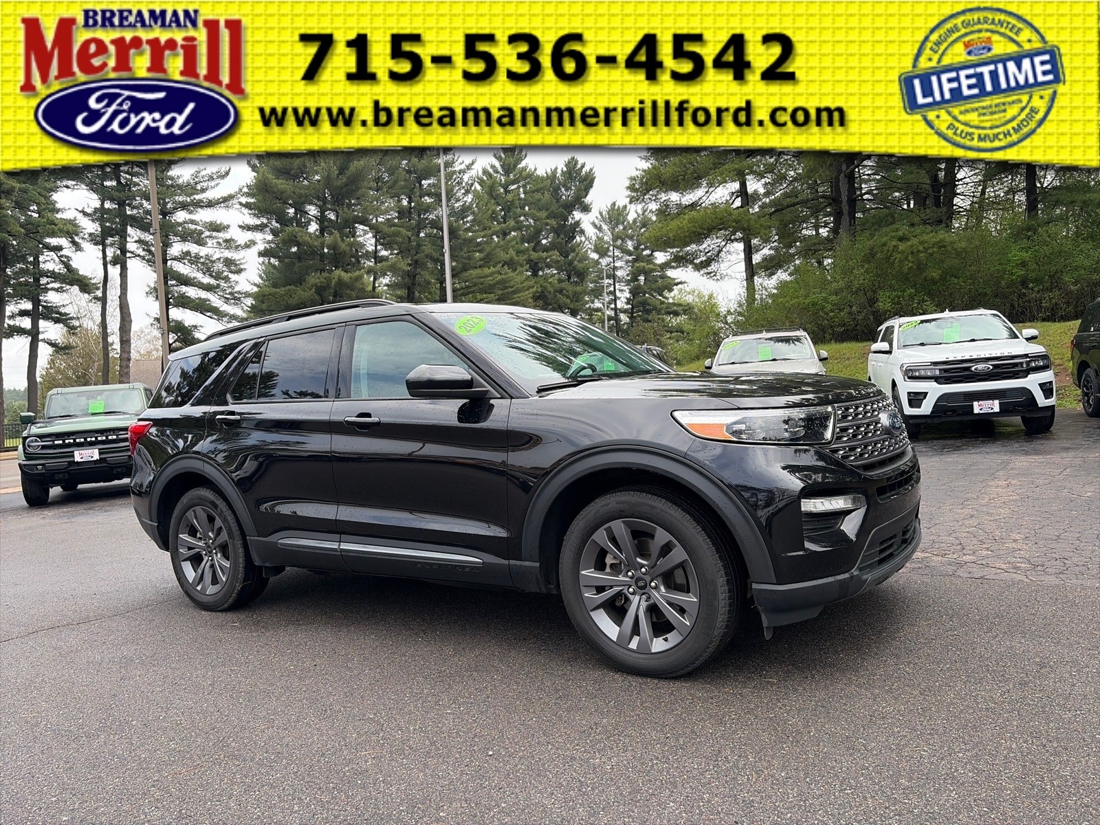 2023 Ford Explorer XLT 4WD's photo