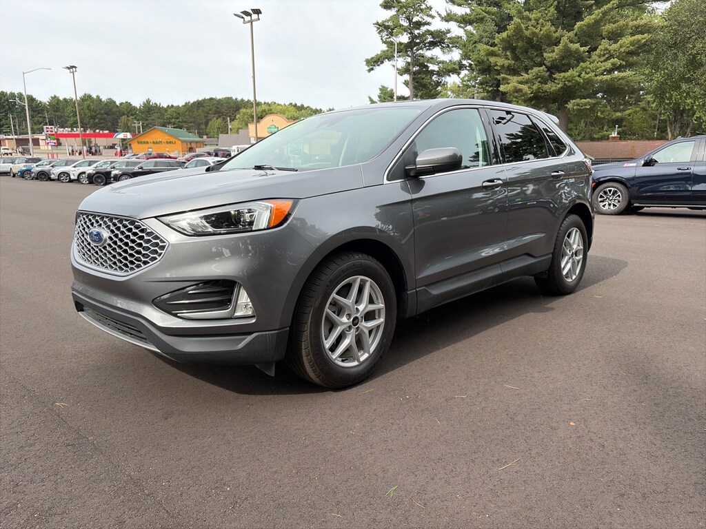 Used 2024 Ford Edge SEL SUV
