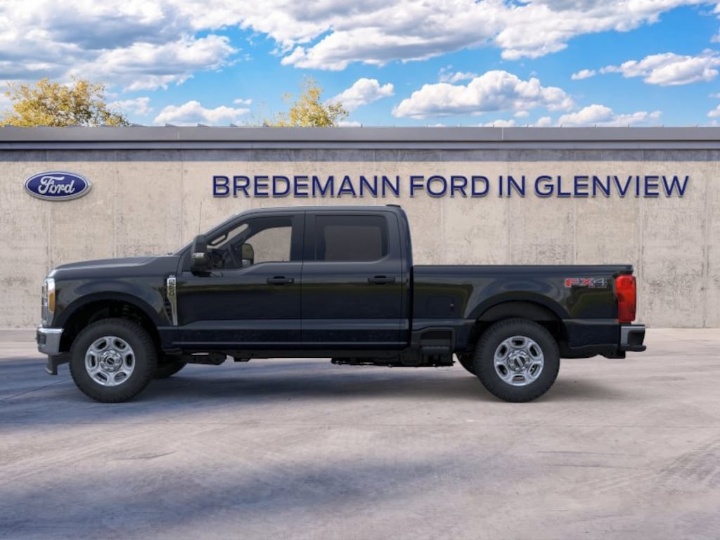 New 2026 Ford F-250 XLT Truck Crew Cab