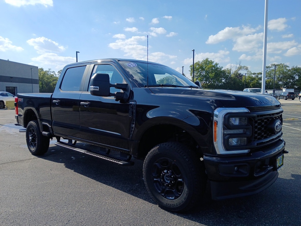 Used 2023 Ford F-350 XL Truck Crew Cab