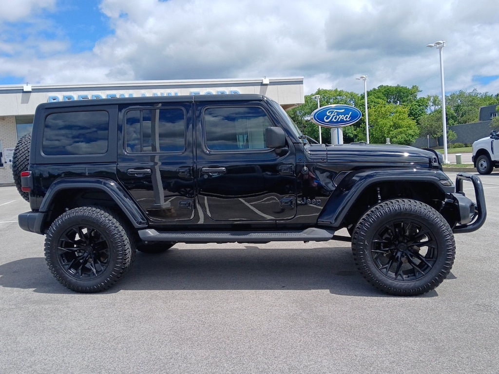 Used 2020 Jeep Wrangler Sahara SUV