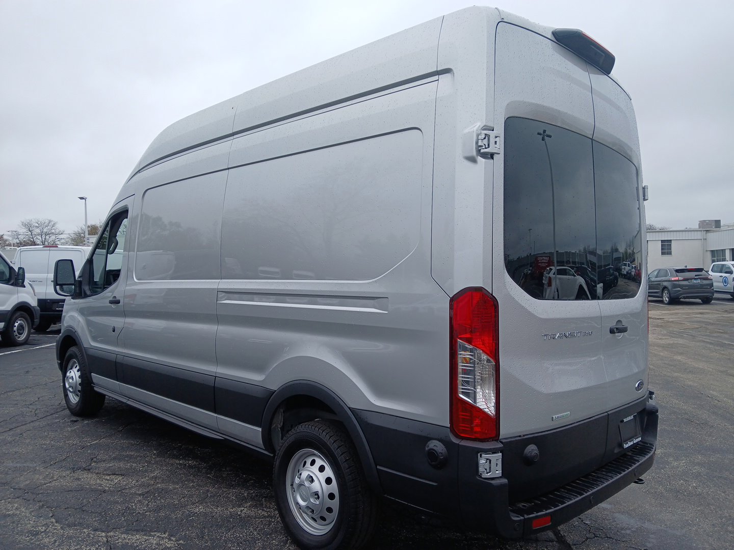 2025 Ford Transit Cargo Van photo 4