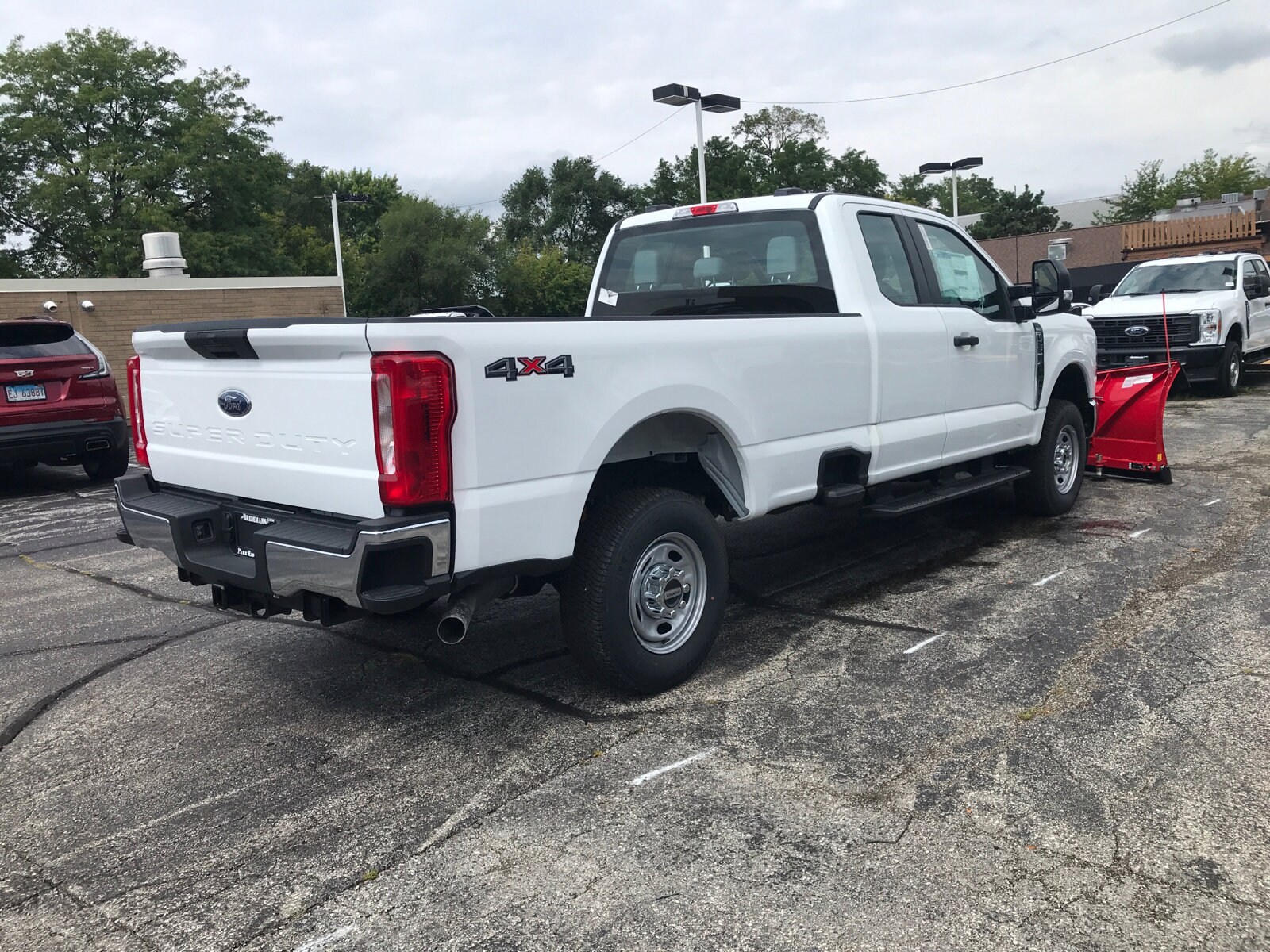 2023 Ford F-250 XL photo 2