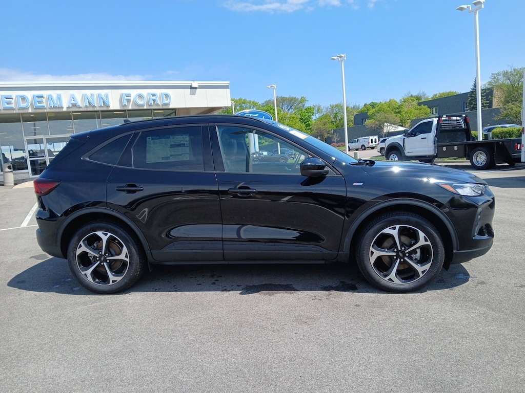 Certified 2025 Ford Escape ST-Line Select SUV