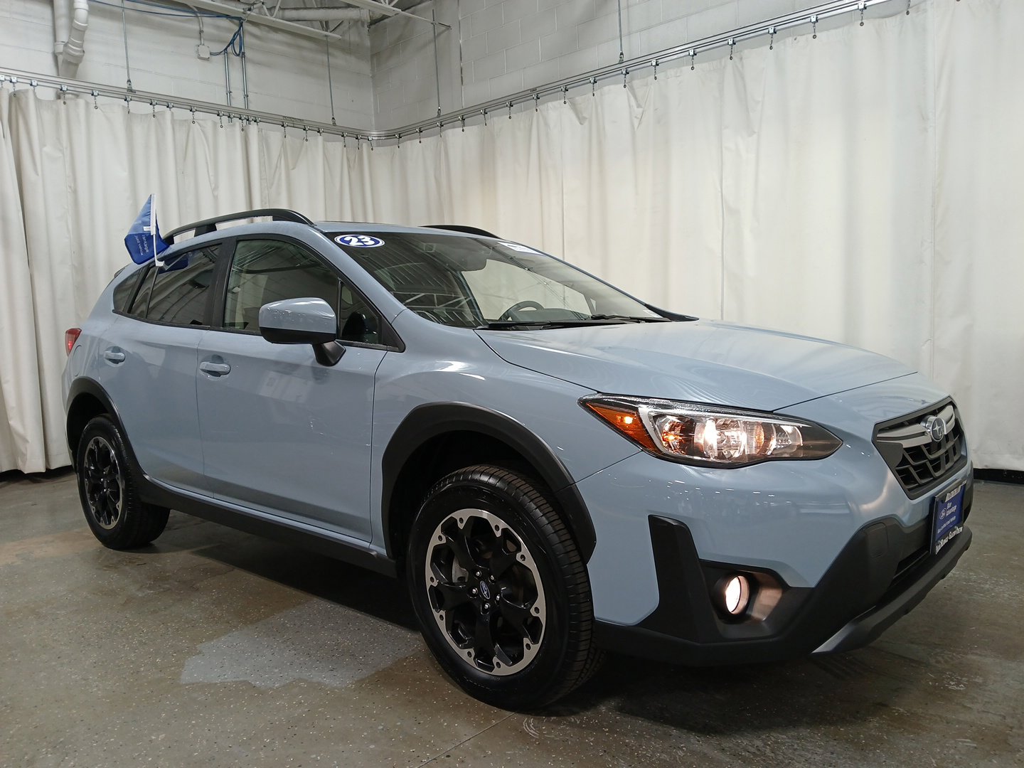 2023 Subaru Crosstrek Premium photo 2