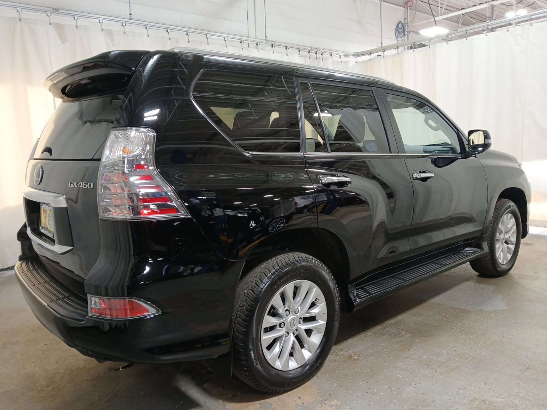 2023 Lexus GX 460 photo 4