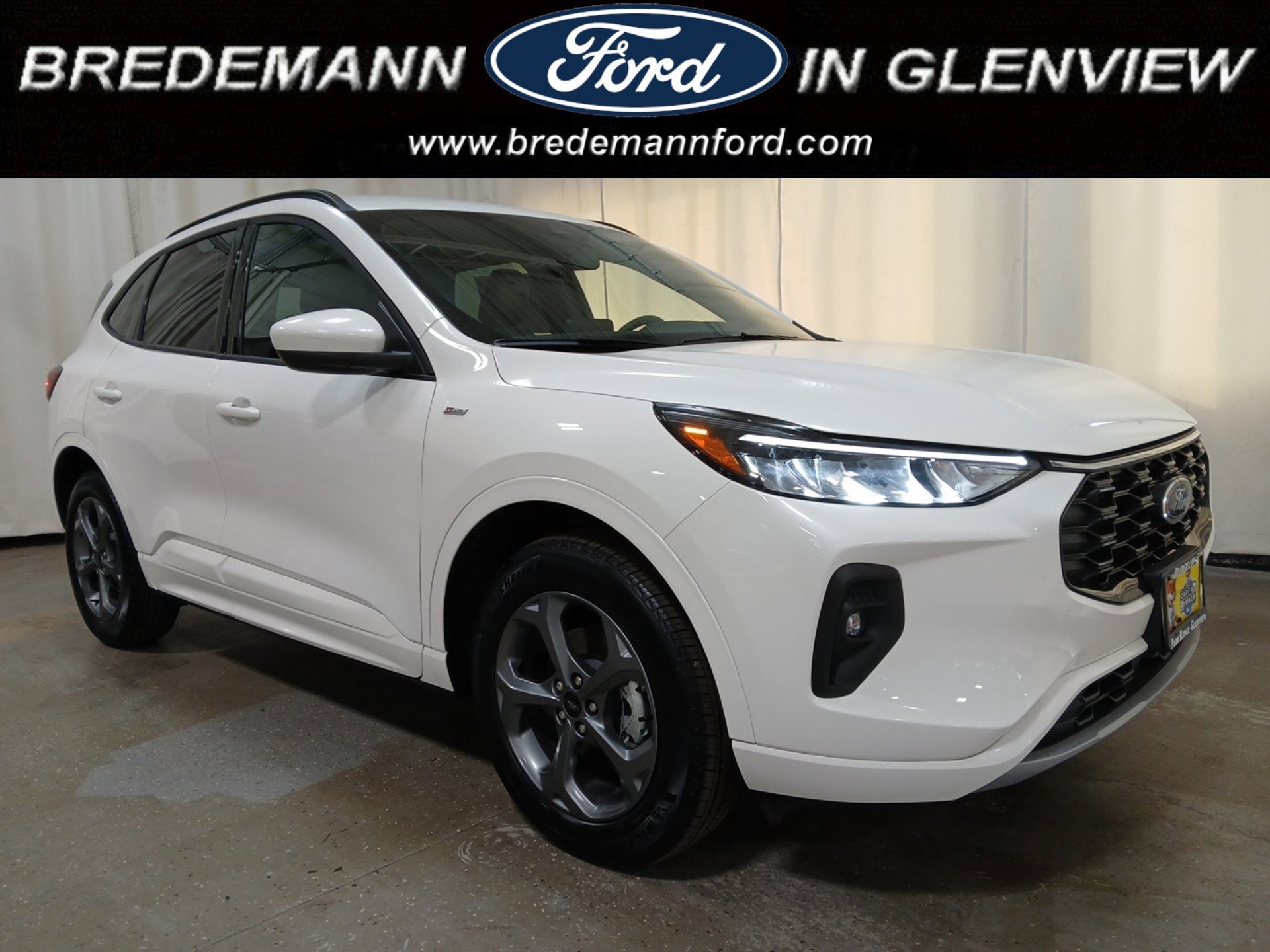 2024 Ford Escape ST-Line Select's photo