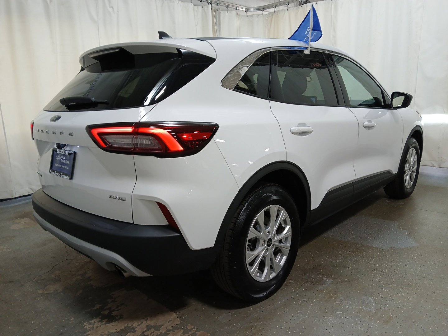 2023 Ford Escape Active photo 3