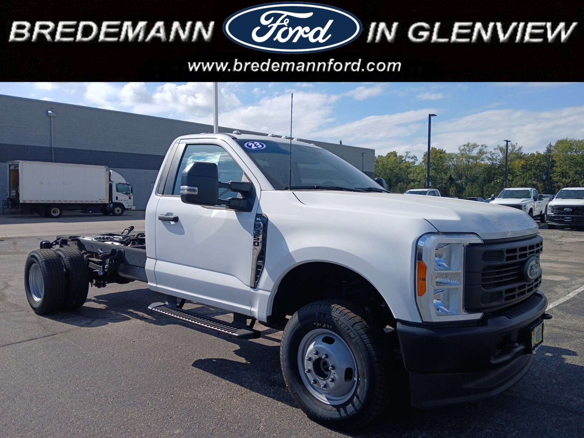 2023 Ford F-350 Super Duty Chassis Cab XL's photo