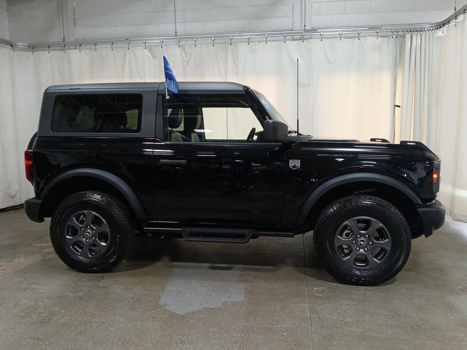 2024 Ford Bronco Big Bend photo 3