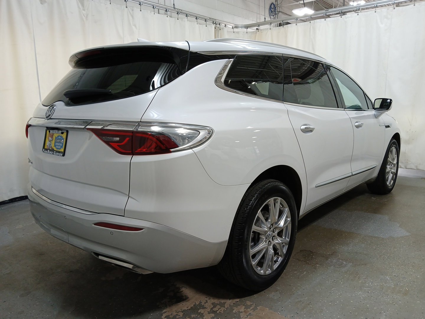 2023 Buick Enclave Premium photo 3