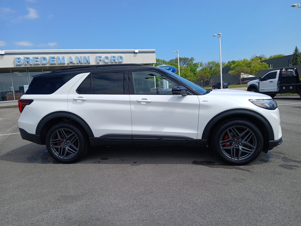 Certified 2025 Ford Explorer ST-Line SUV