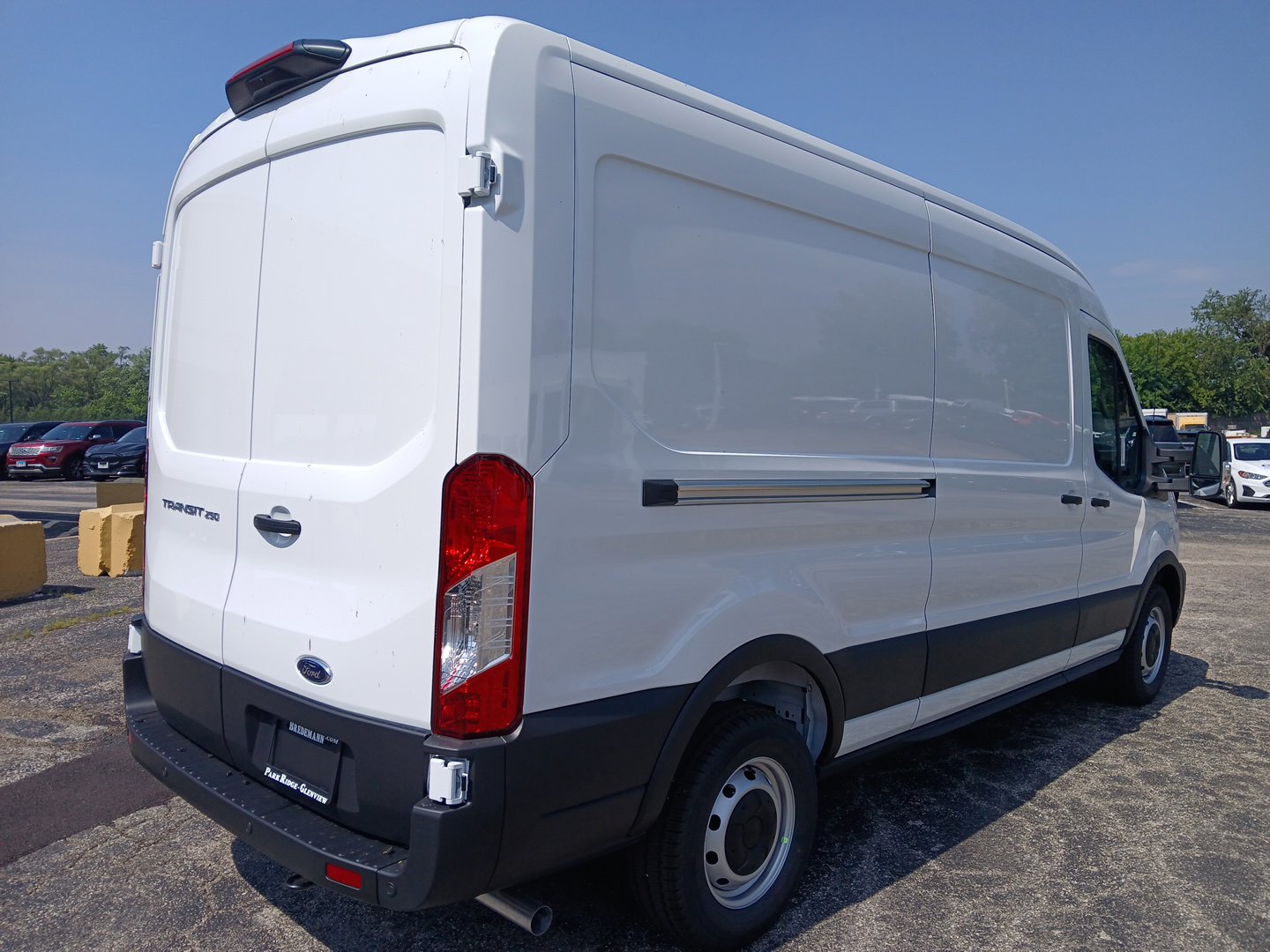2025 Ford Transit Cargo Van photo 4