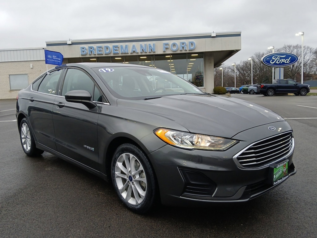 Certified 2019 Ford Fusion Hybrid SE Sedan