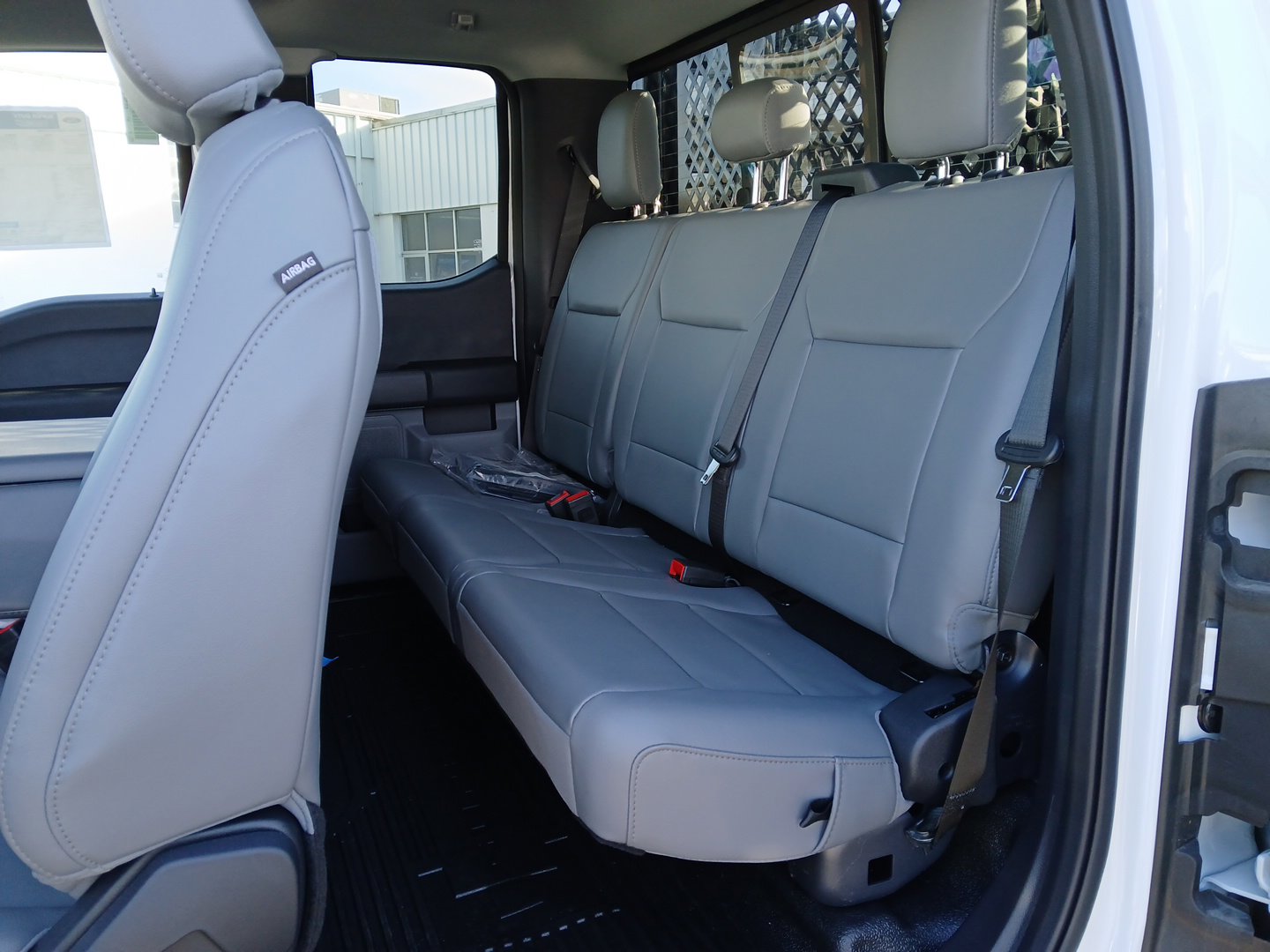 2024 Ford F-450 Super Duty Chassis Cab XL - Photo 17