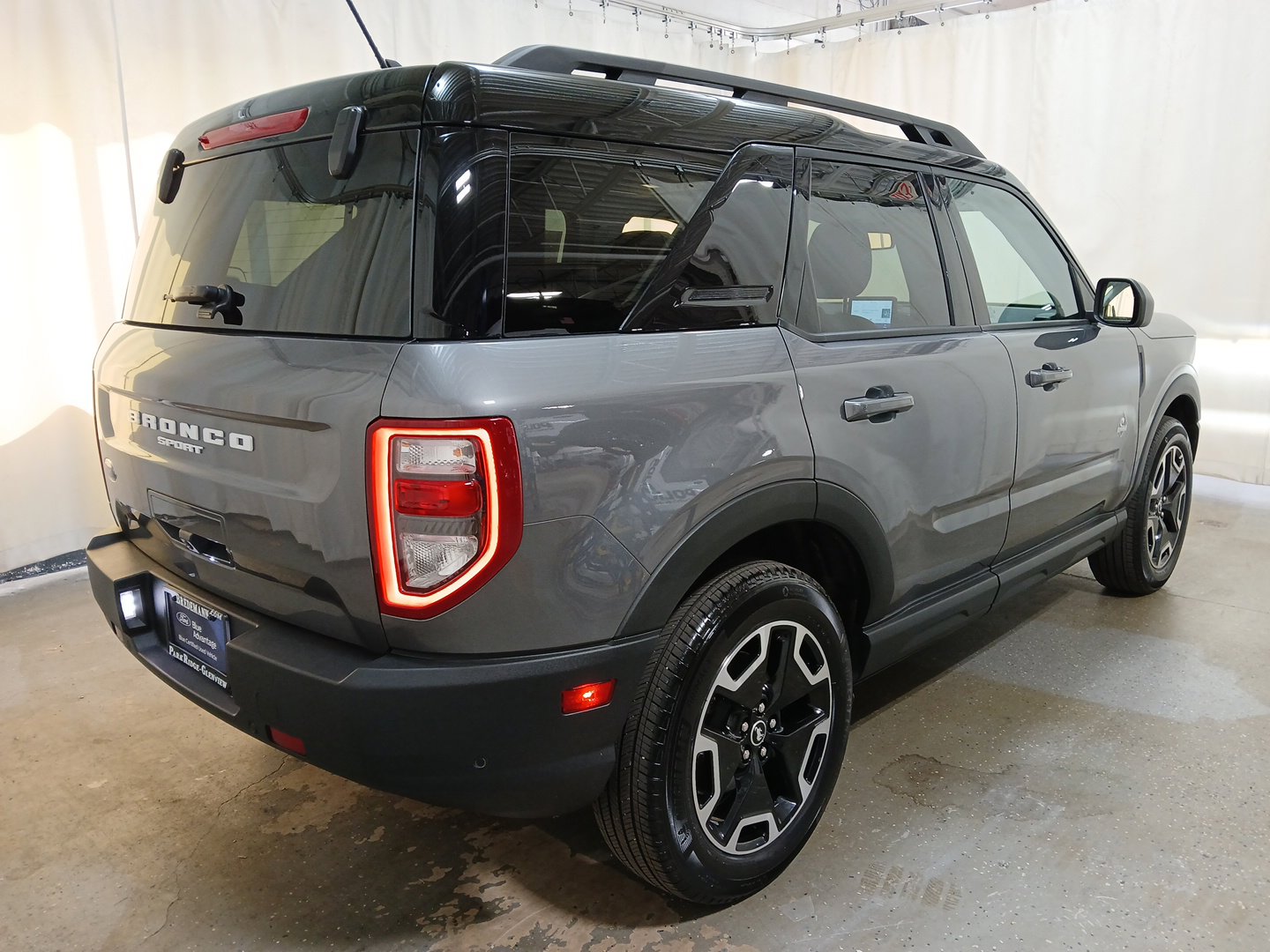 2023 Ford Bronco Sport Outer Banks photo 3