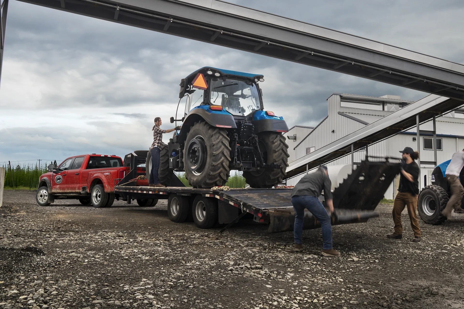 2026 Ford Super Duty loading large equipment