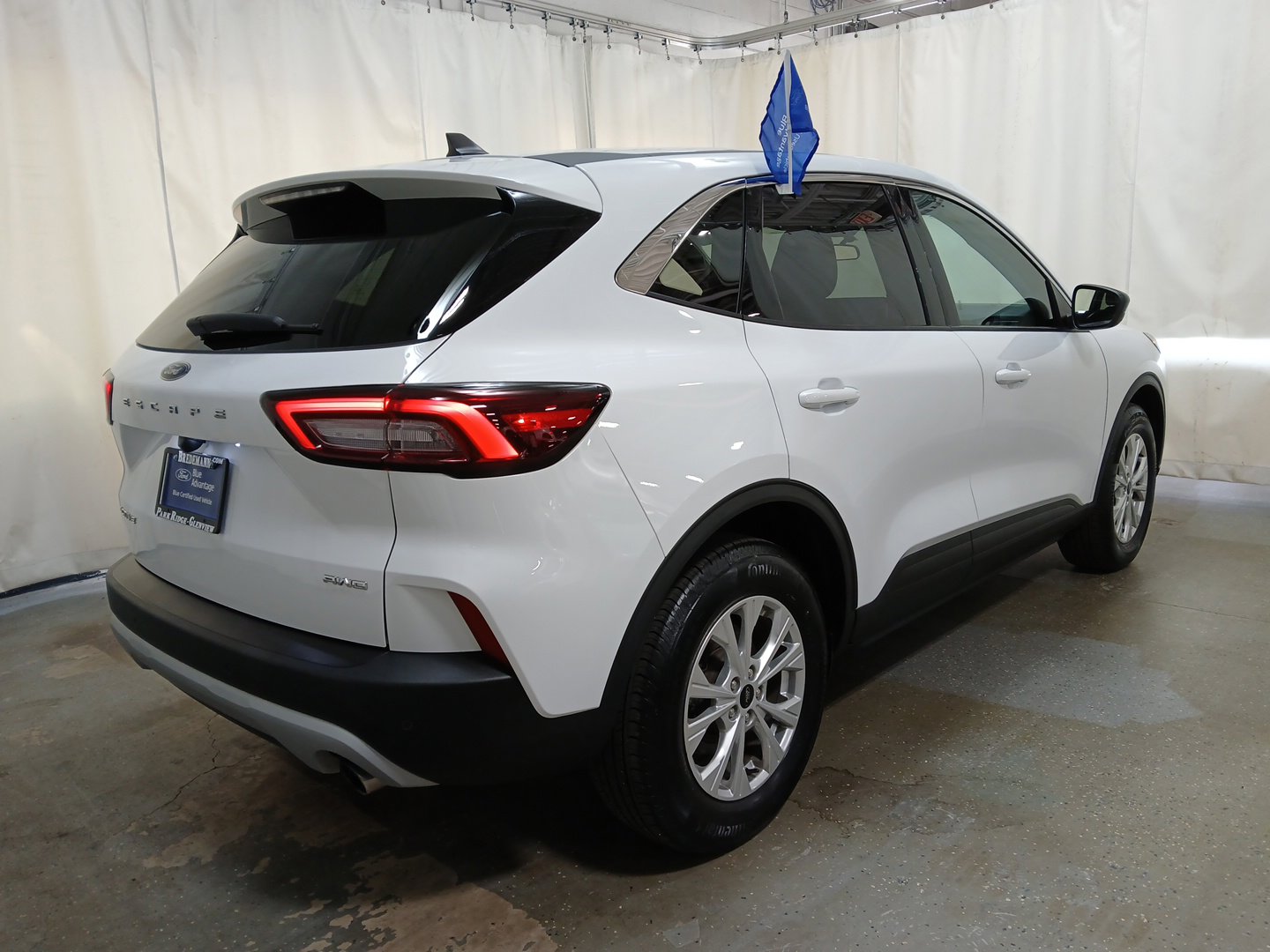2023 Ford Escape Active photo 3