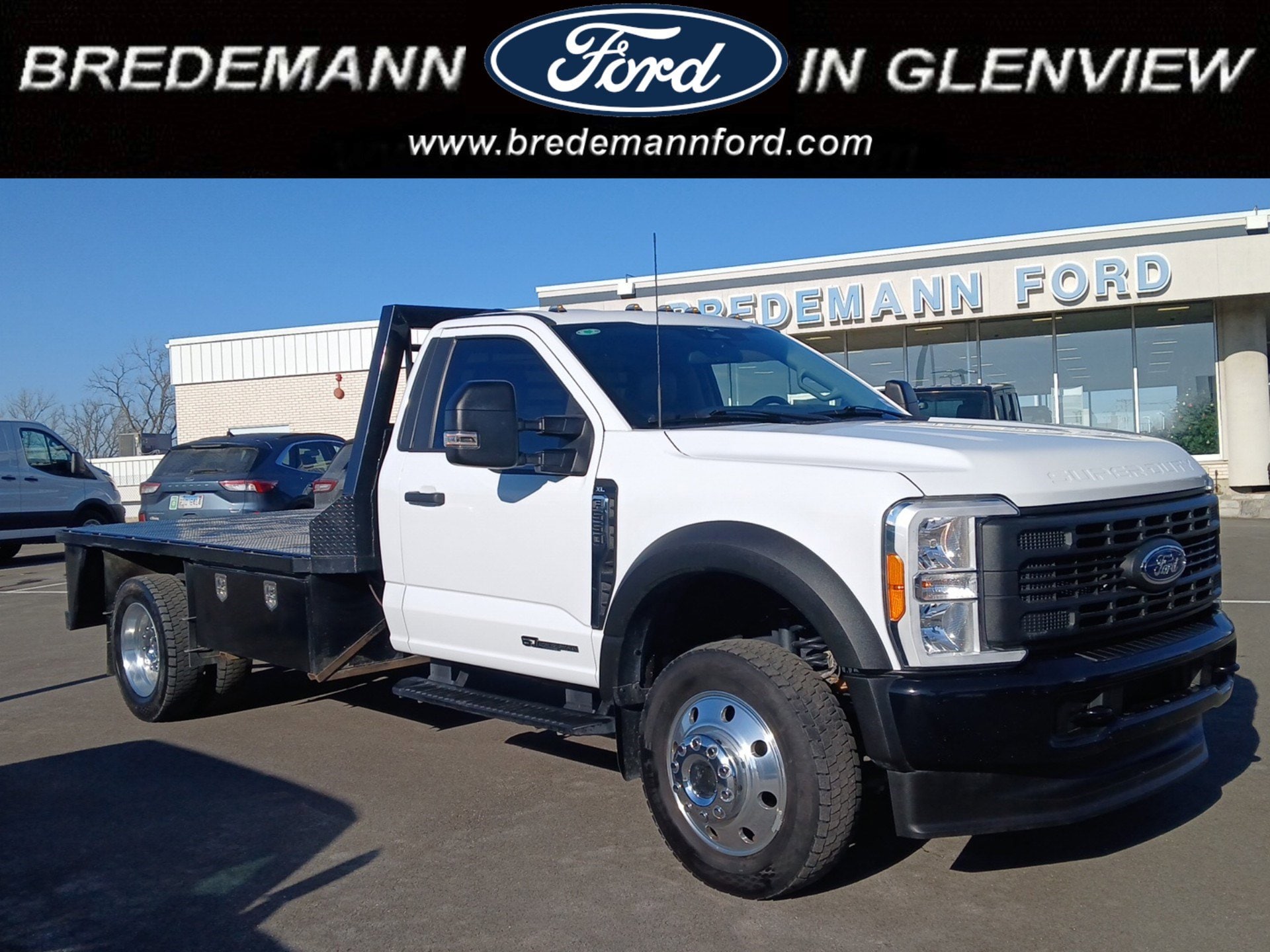 2023 Ford F-550 Super Duty Chassis Cab XL's photo