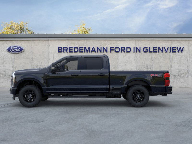 2023 Ford F-350 XL photo 3