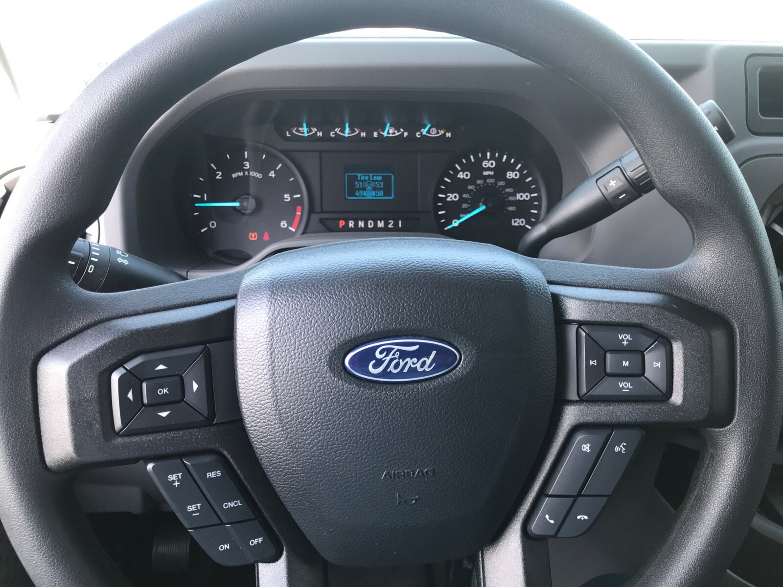 2025 Ford E-Series Cutaway Base - Photo 10