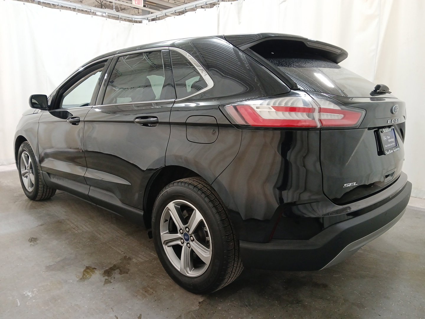 2022 Ford Edge Titanium photo 4