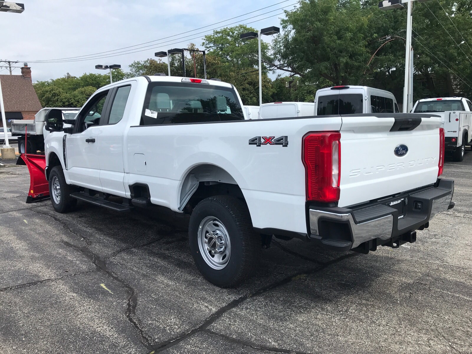 2023 Ford F-250 XL photo 3