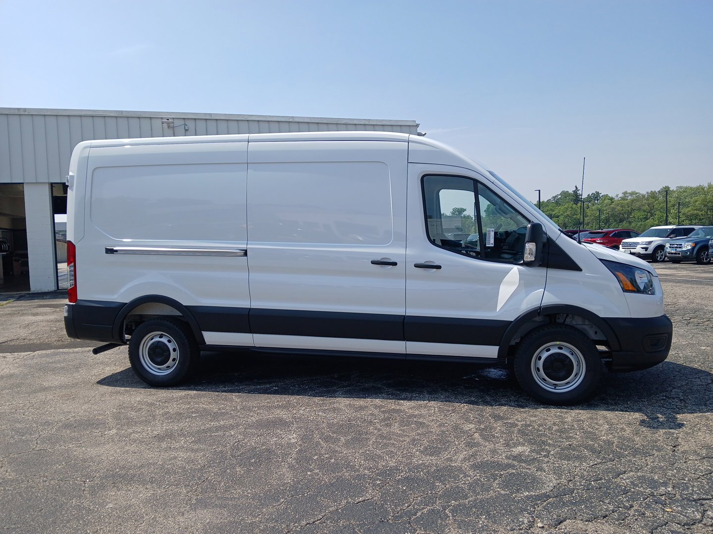 2025 Ford Transit Cargo Van photo 3