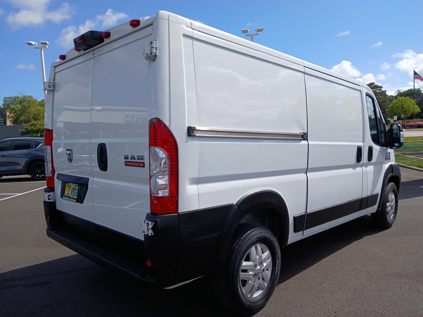 2021 Ram ProMaster 1500 Cargo Van photo 2
