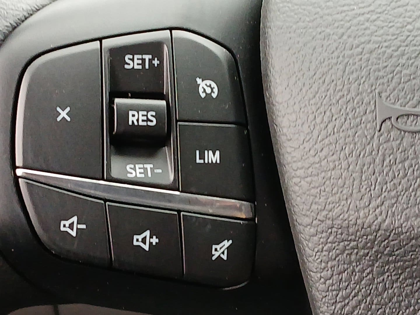 2025 Ford Transit Van Base - Photo 8