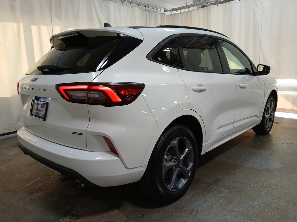 Used 2024 Ford Escape ST-Line Select SUV