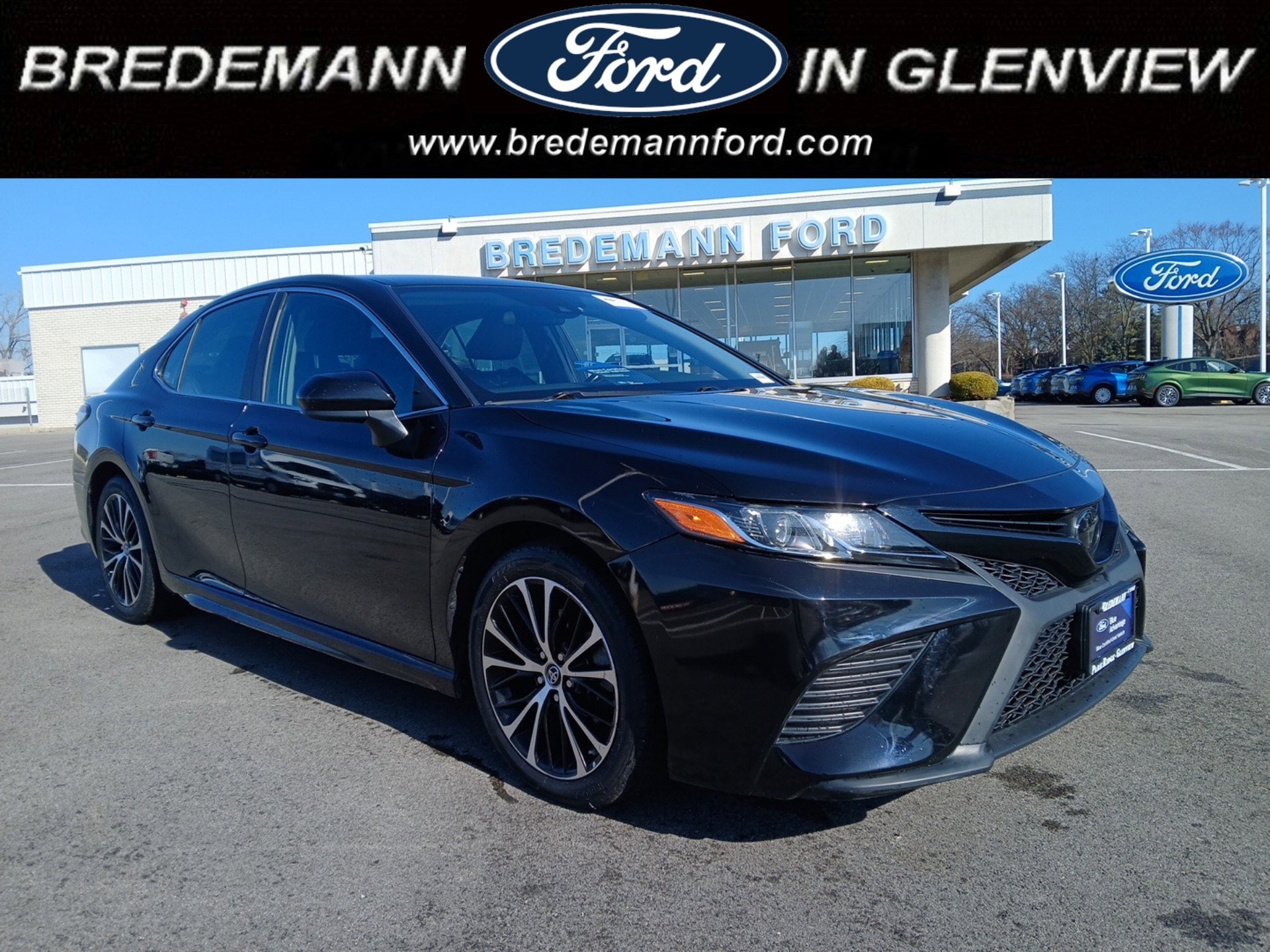 2019 Toyota Camry SE