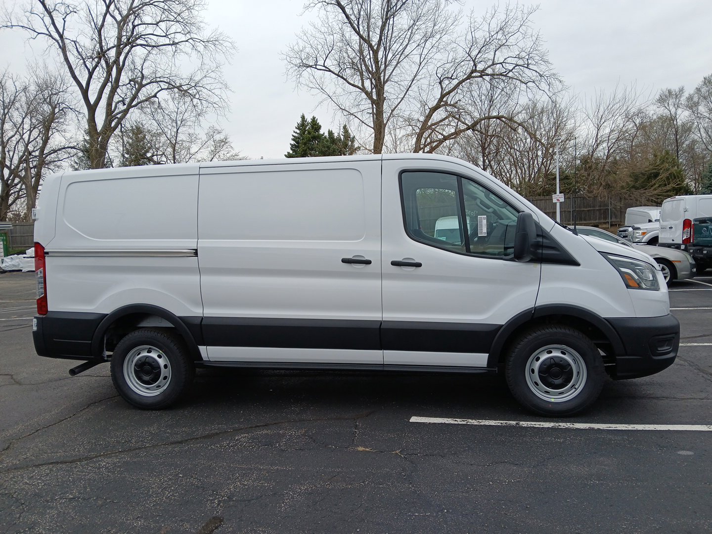 2025 Ford Transit Cargo Van photo 2
