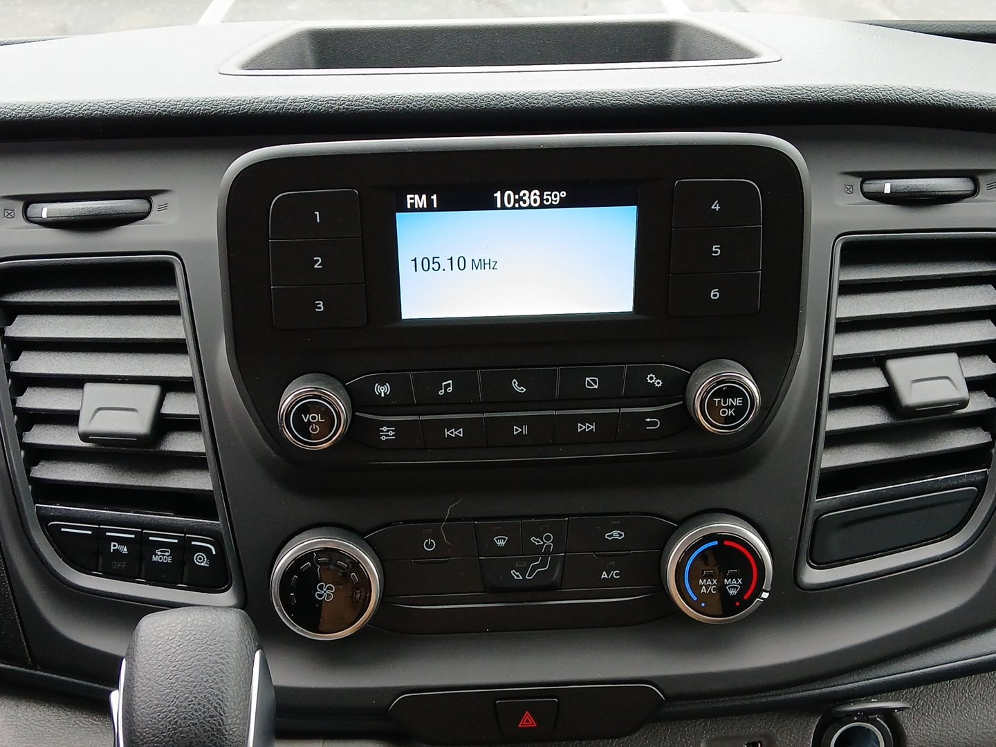 2025 Ford Transit Van Base - Photo 10