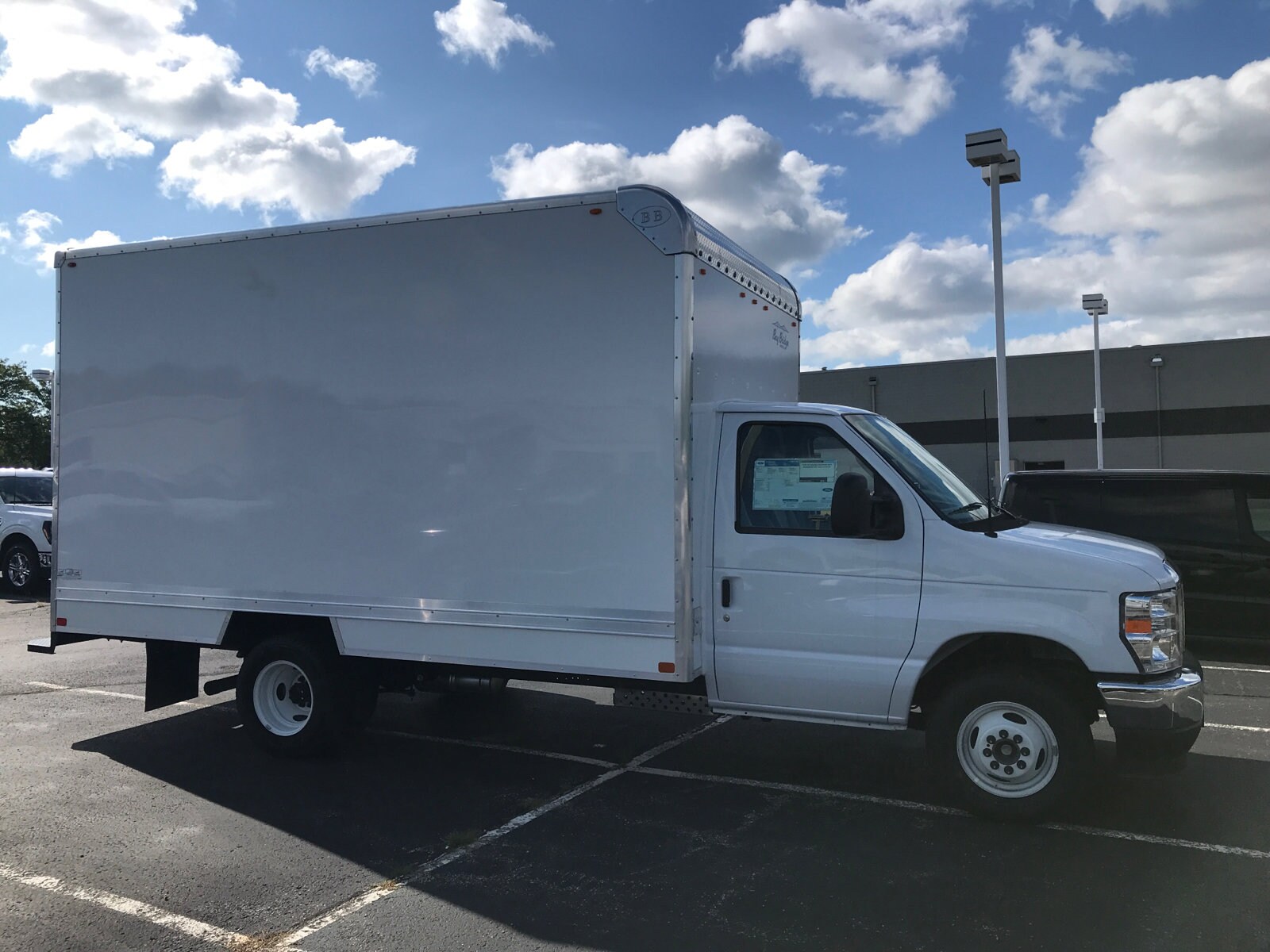 2025 Ford E-350 photo 2