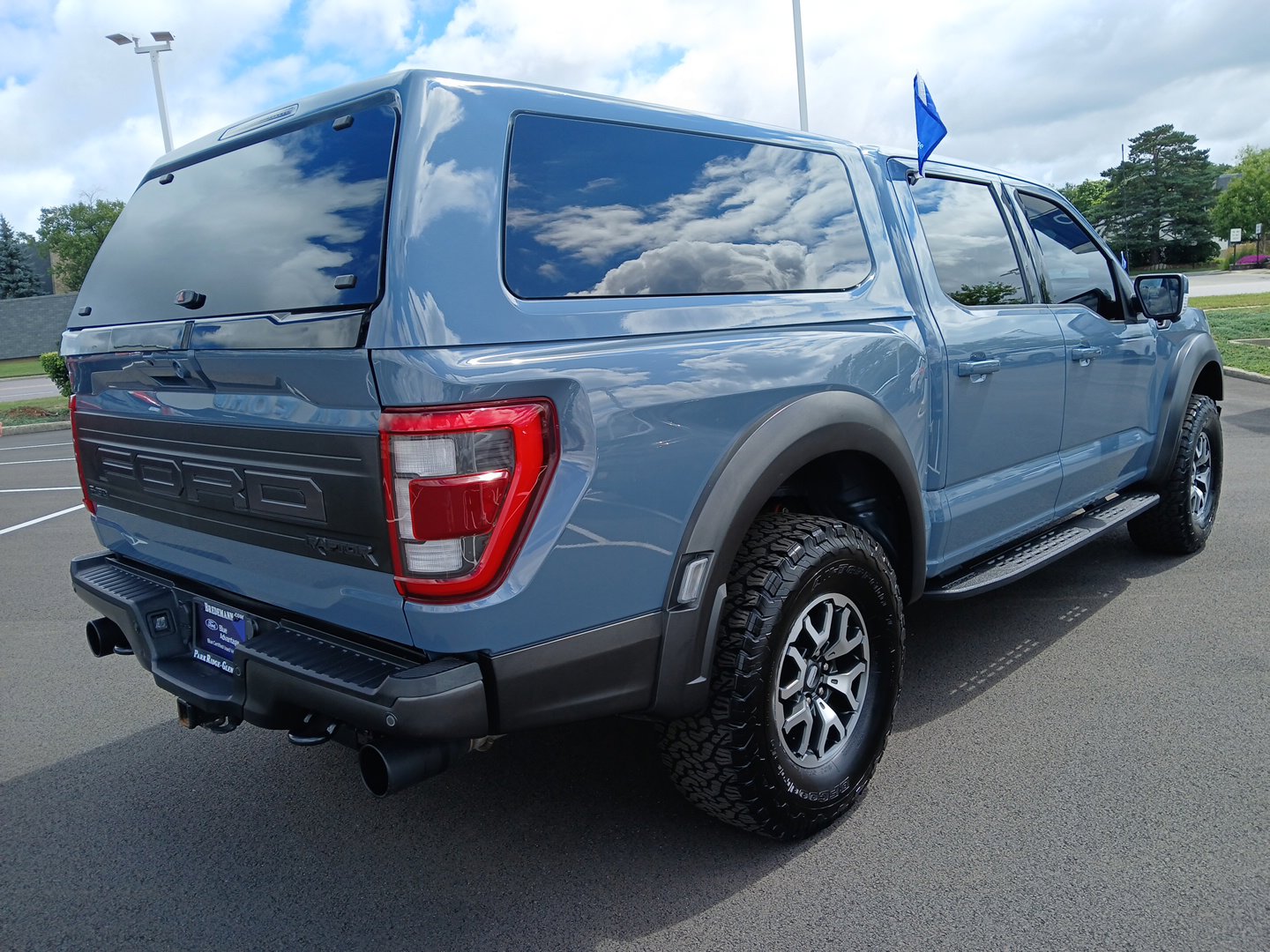 2023 Ford F-150 Raptor photo 4