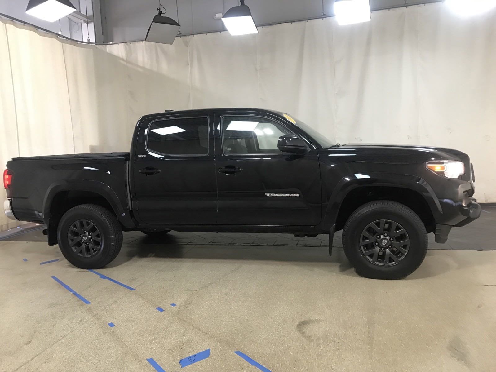 Used 2020 Toyota Tacoma SR5 with VIN 3TMCZ5AN0LM357206 for sale in Park Ridge, IL