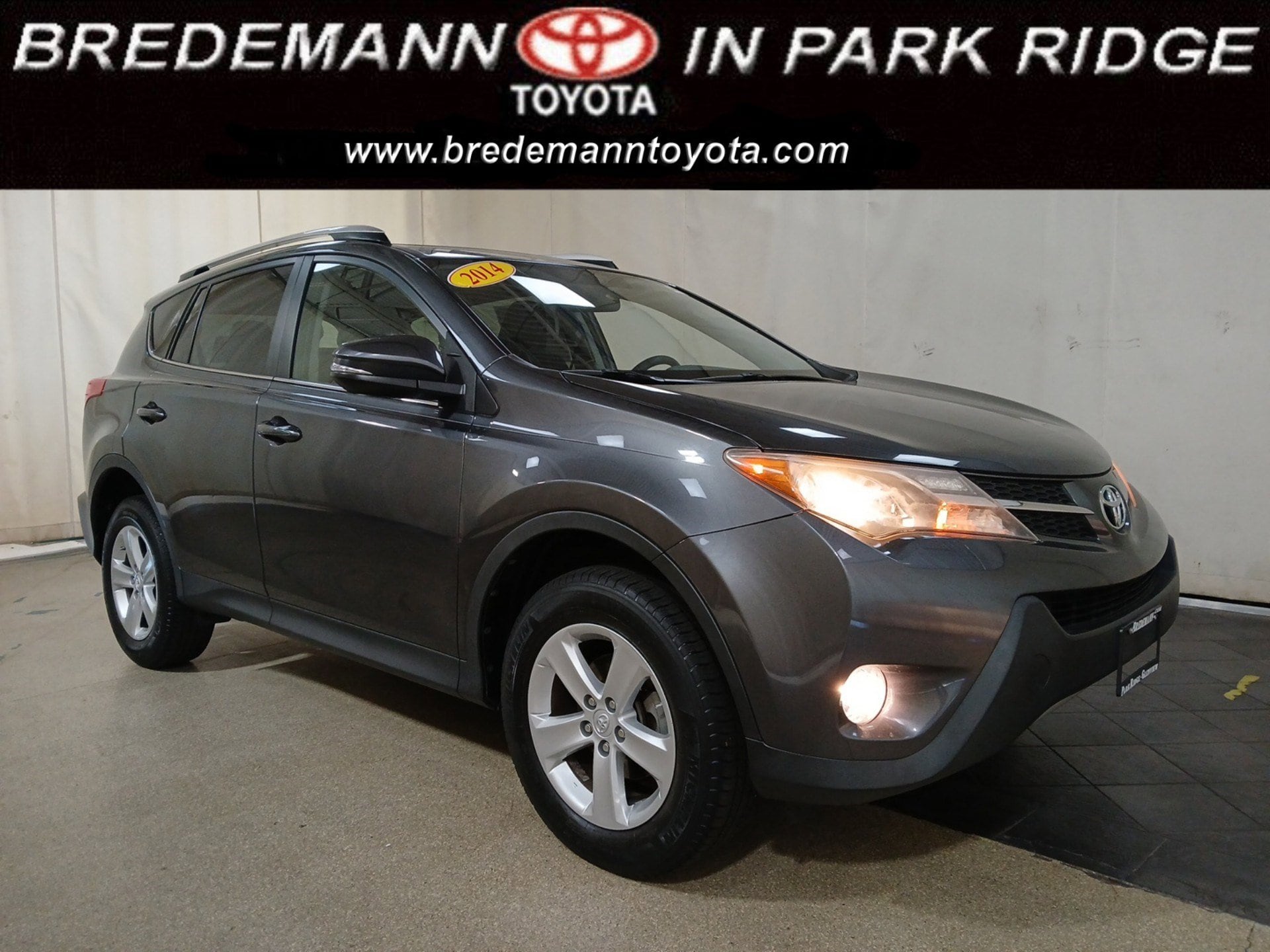 2014 Toyota RAV4 XLE AWD's photo